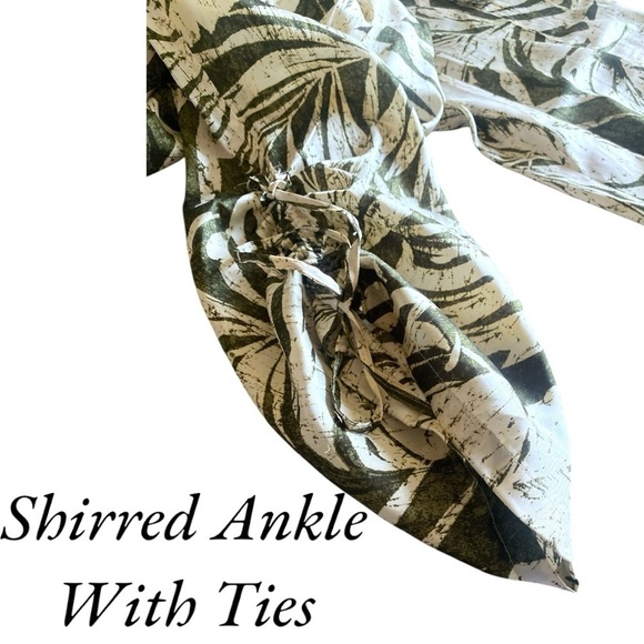 LAUREN RALPH LAUREN Safari Jumpsuit Palm Print Green/Cream Woman’s Size 16 NWOT - Picture 7 of 15